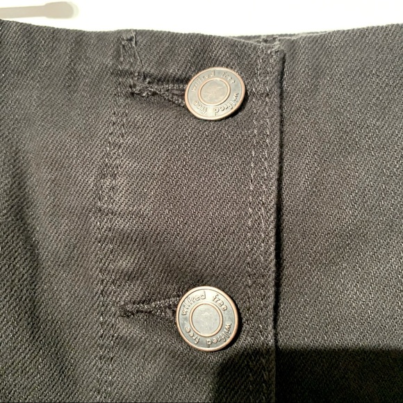 Wilfred Black Mini Skirt w/ buttons - Picture 3 of 4